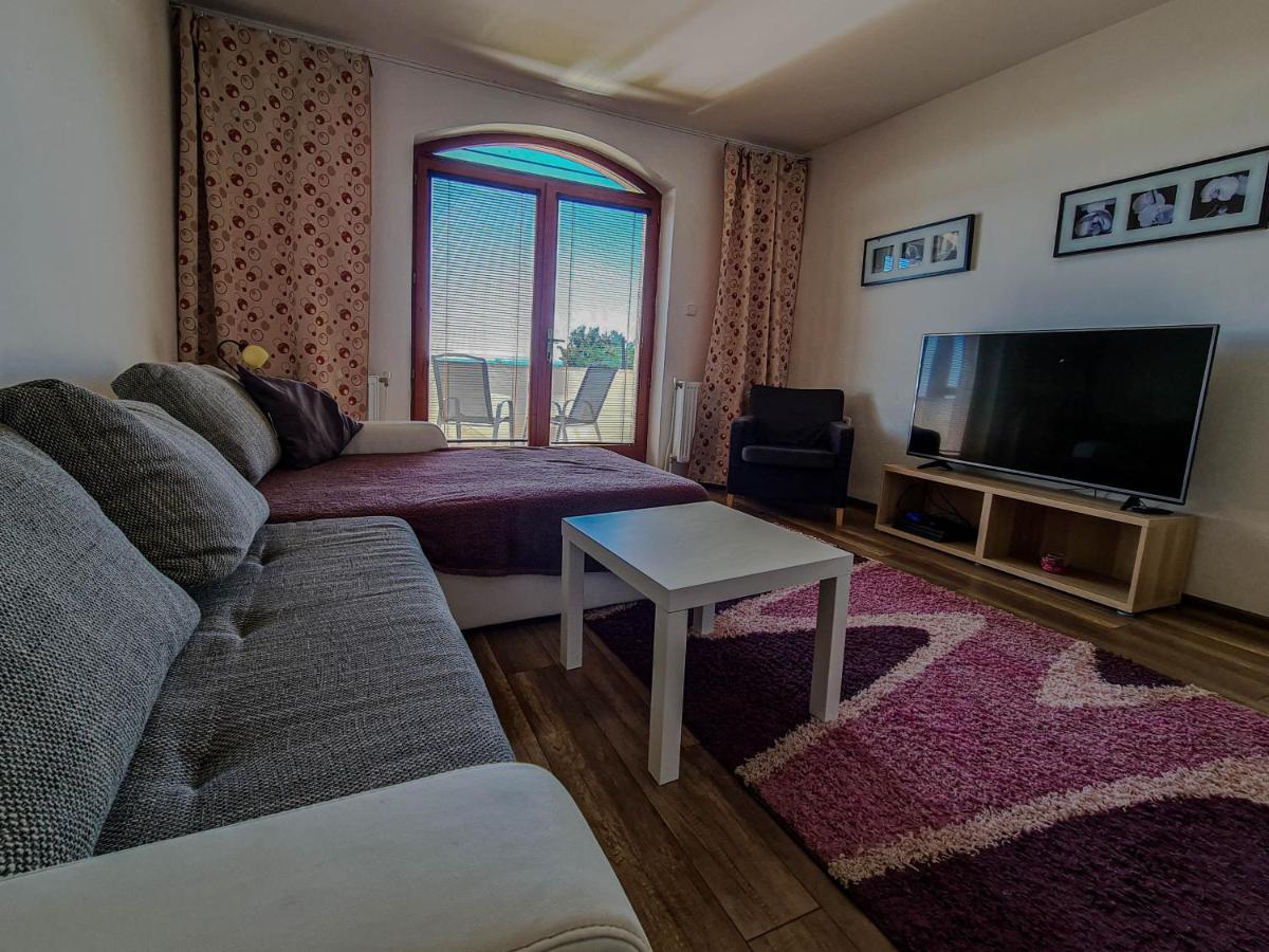 Vinox Winery Villa Vinica Luaran gambar